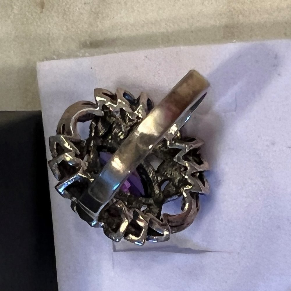 Amethyst & Marcasite Ring - Picture 2 of 7